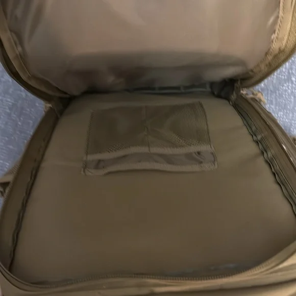 MILITARY STYLE BACKPACK - Picture 6 of 9